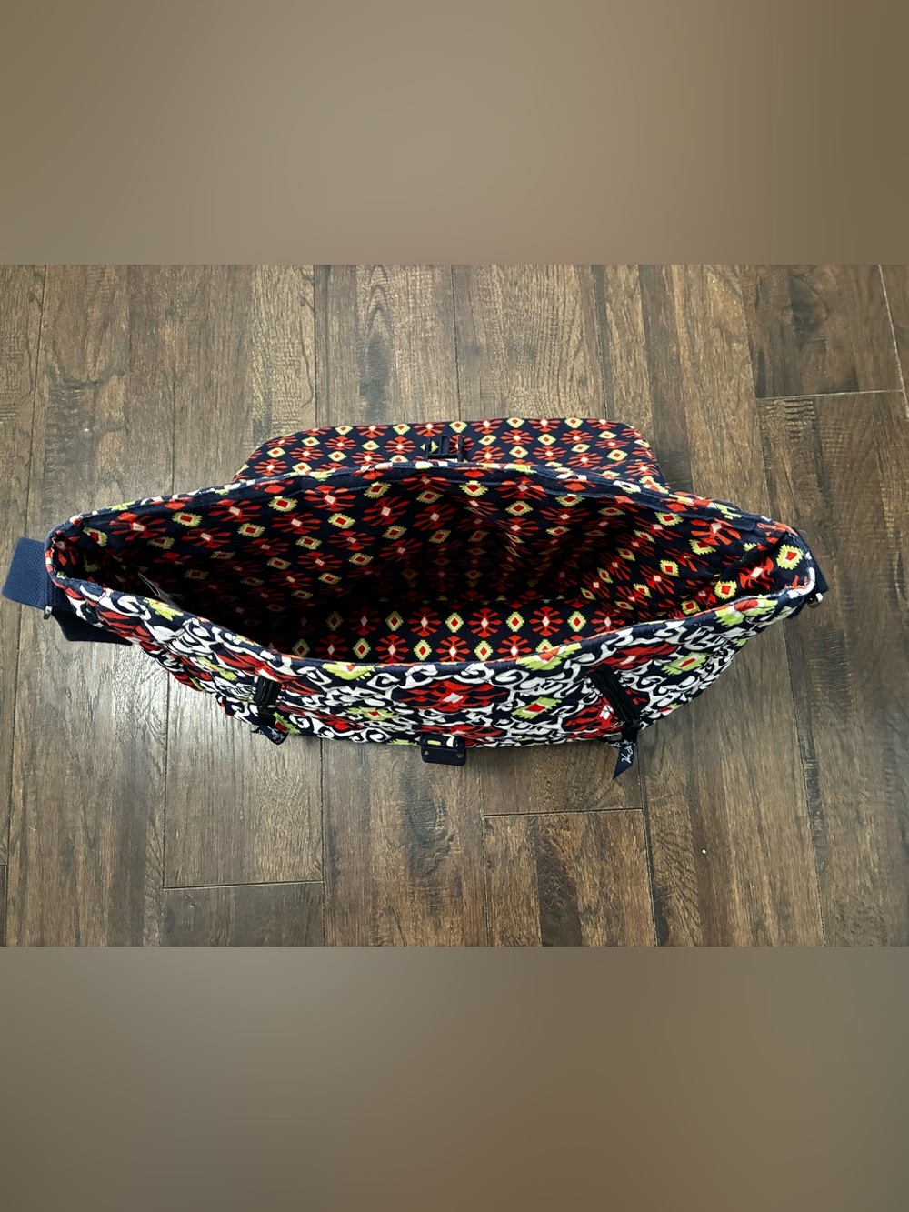 Vera Bradley Sun Valley Messenger Bag - Picture 9 of 14